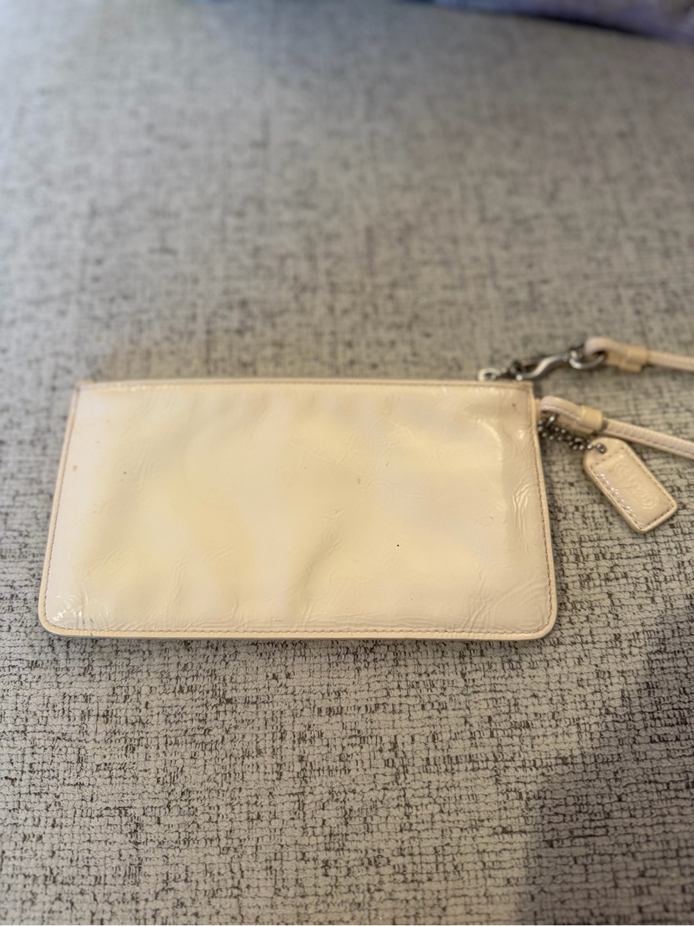 Coach Vintage Rare Cream Patent Leather Wristlet/Mini Purse 8.5x4.5 - Picture 4 of 11